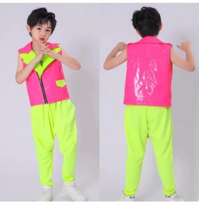 Boys green with fuchsia pu leather jazz dance costumes modern street rapper singer hiphop drum model show music contest waistcoat vest and harem pants for baby